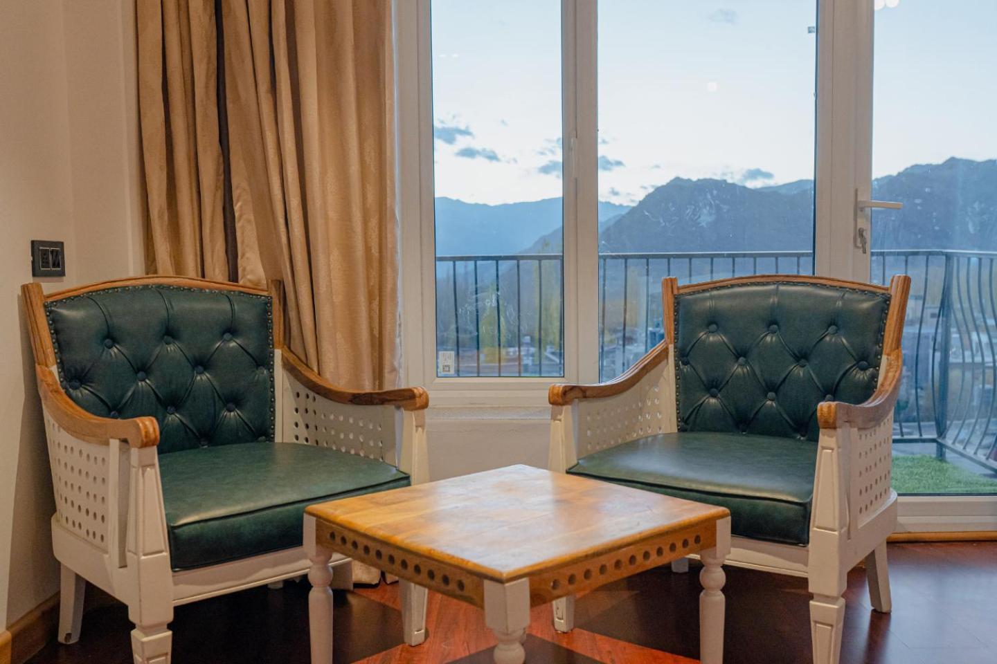 Hotel El Castello Leh Luaran gambar